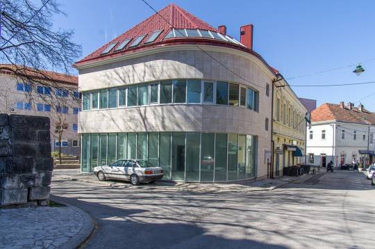 Poslovni objekat Bihać